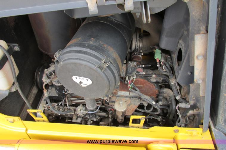 image for item F4796 2006 Komatsu D61PX-15 dozer