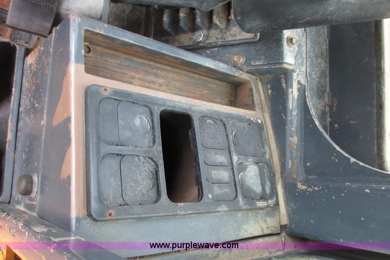 image for item F4819 1994 John Deere 544G wheel loader