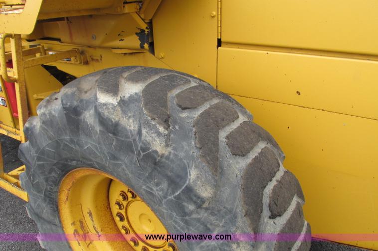 image for item F4819 1994 John Deere 544G wheel loader