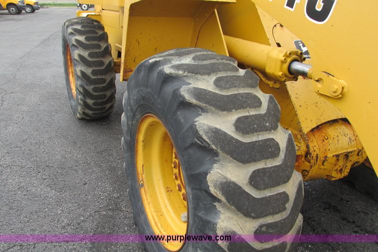 image for item F4819 1994 John Deere 544G wheel loader