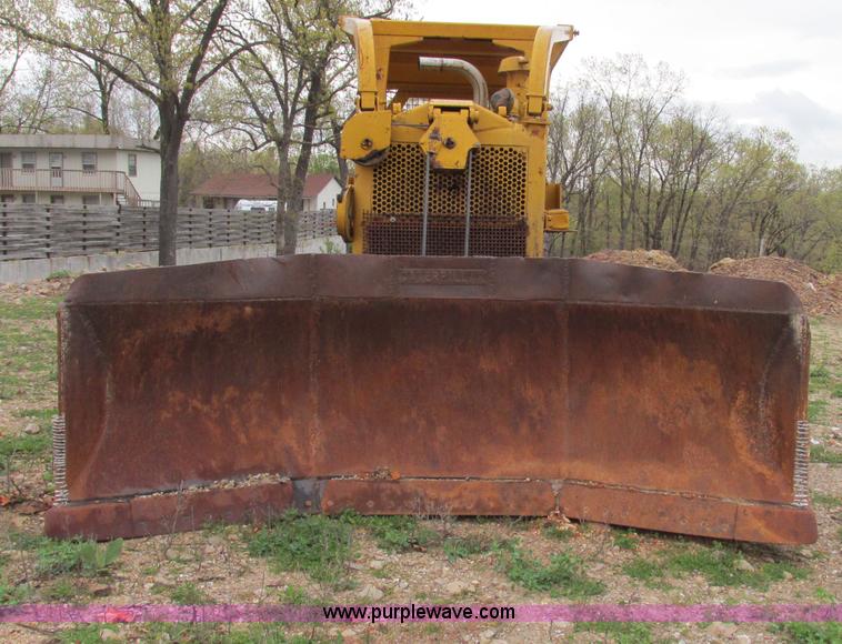 image for item F4827 1958 Caterpillar D8F dozer