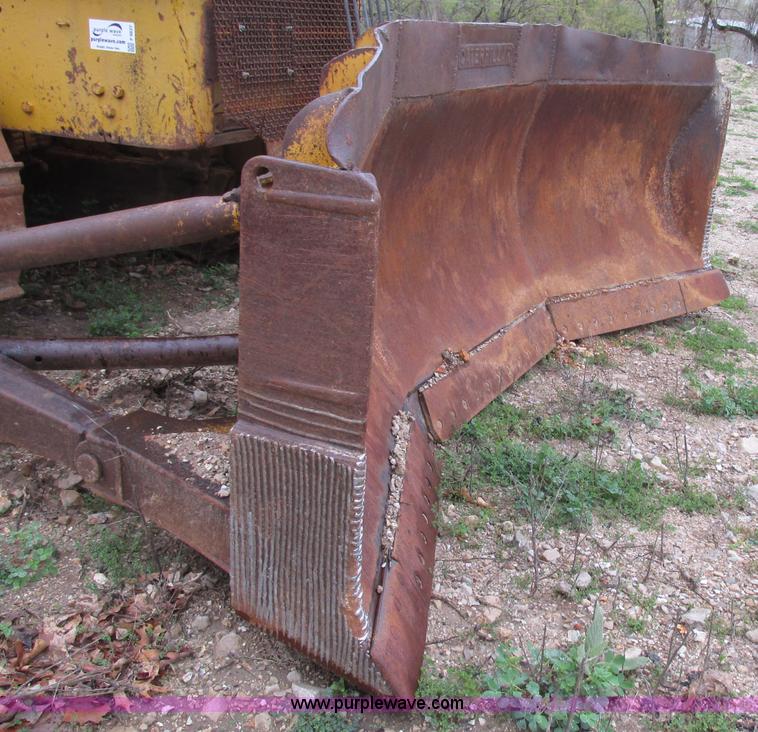 image for item F4827 1958 Caterpillar D8F dozer