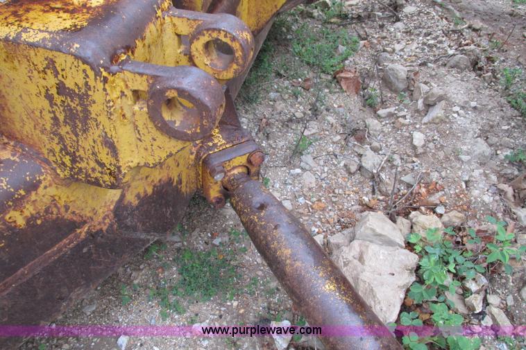 image for item F4827 1958 Caterpillar D8F dozer