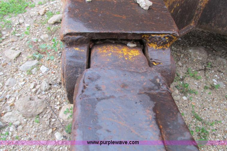 image for item F4827 1958 Caterpillar D8F dozer