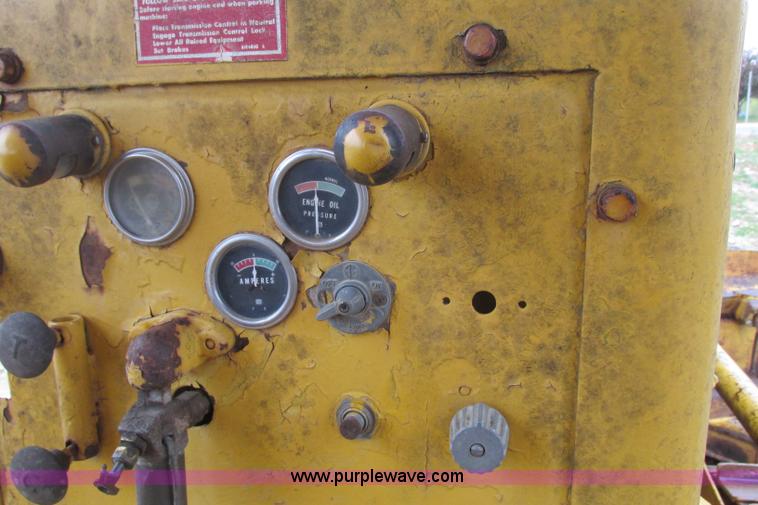 image for item F4827 1958 Caterpillar D8F dozer