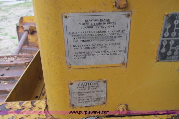 image for item F4827 1958 Caterpillar D8F dozer