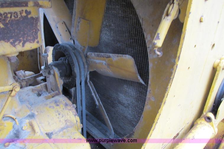 image for item F4827 1958 Caterpillar D8F dozer