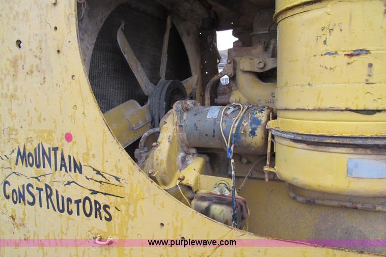image for item F4827 1958 Caterpillar D8F dozer