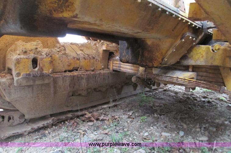 image for item F4827 1958 Caterpillar D8F dozer