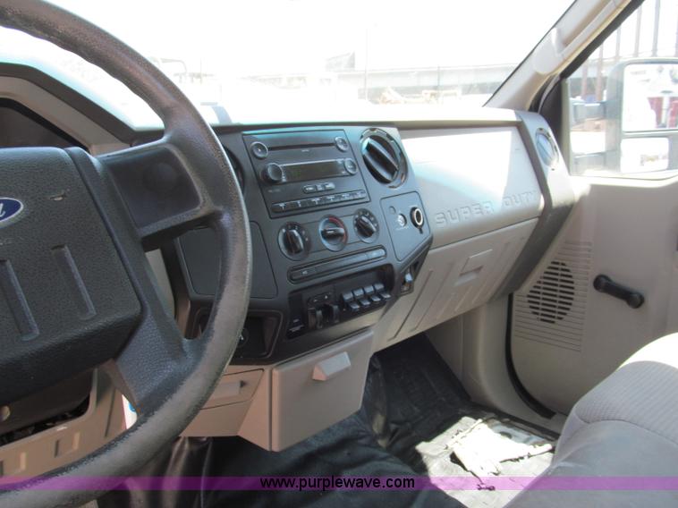image for item F5016 2008 Ford F550 XL Super Duty service truck