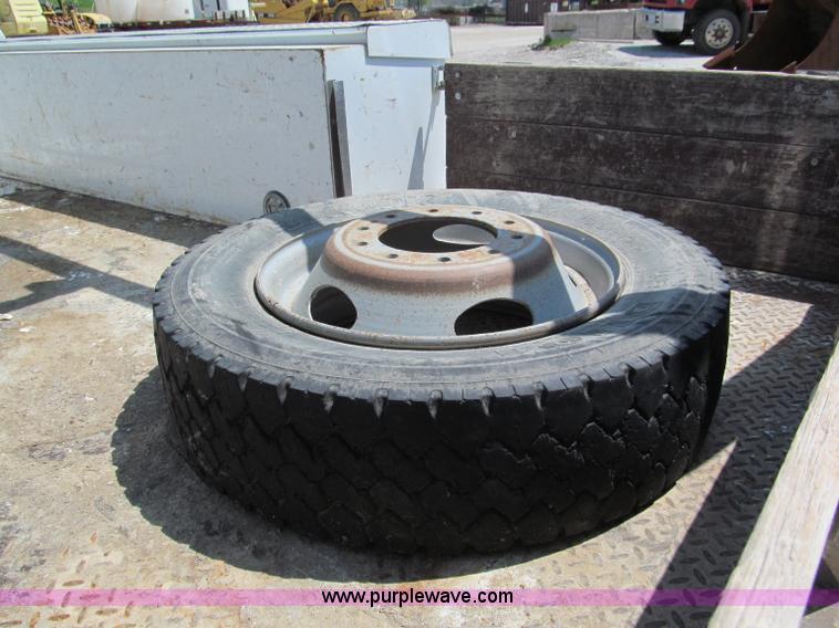 image for item F5016 2008 Ford F550 XL Super Duty service truck