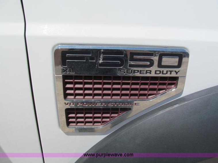 image for item F5016 2008 Ford F550 XL Super Duty service truck