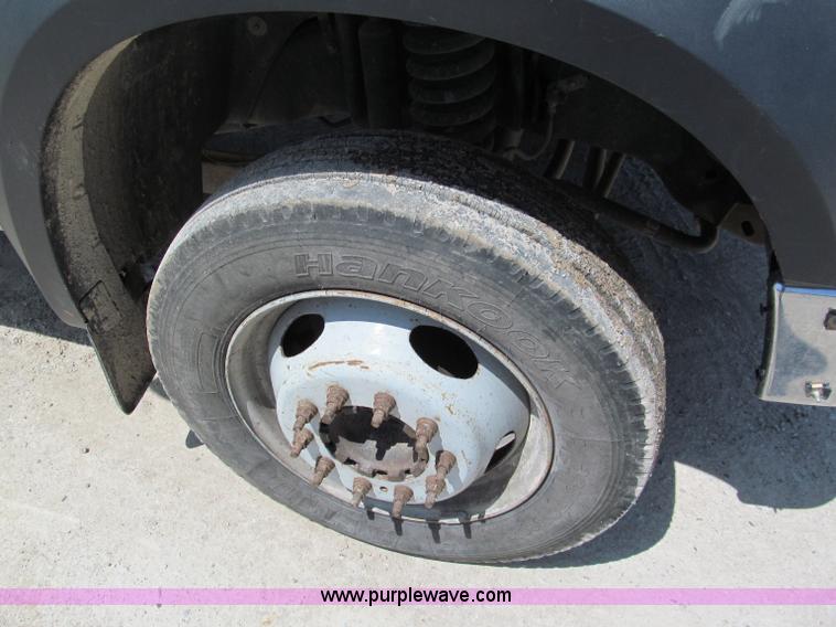 image for item F5016 2008 Ford F550 XL Super Duty service truck