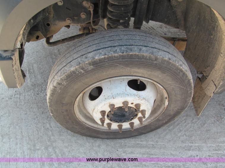 image for item F5016 2008 Ford F550 XL Super Duty service truck