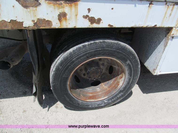 image for item F5016 2008 Ford F550 XL Super Duty service truck