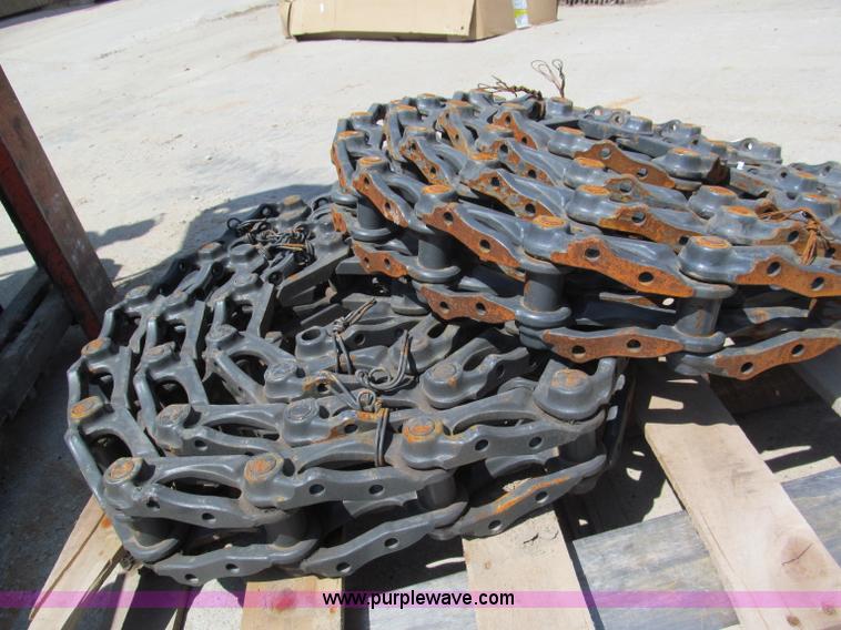 image for item F5017 Excavator tracks