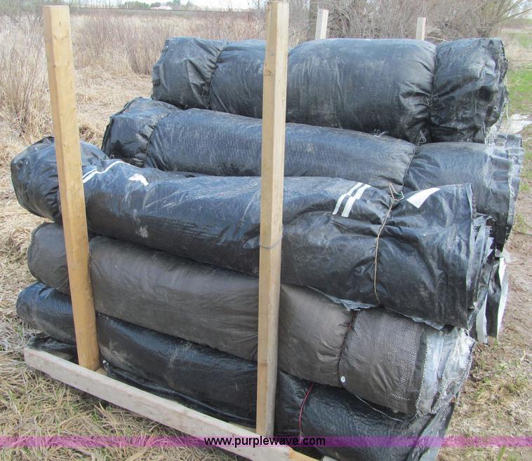 (14) frost blankets in Gilman, WI Item G2948 sold Purple Wave