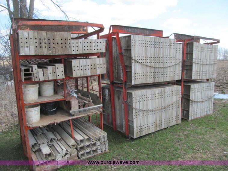 image for item G2949 Symons Silver aluminum smooth face 8' forms