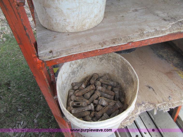 image for item G2949 Symons Silver aluminum smooth face 8' forms