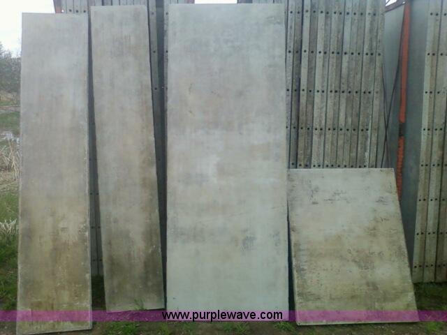 image for item G2949 Symons Silver aluminum smooth face 8' forms