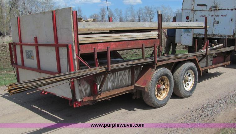 image for item G2965 1997 Tandem axle utility trailer