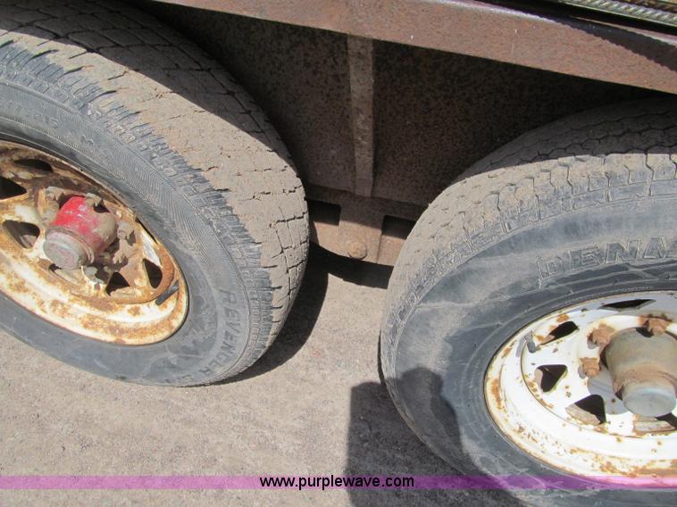 image for item G2965 1997 Tandem axle utility trailer