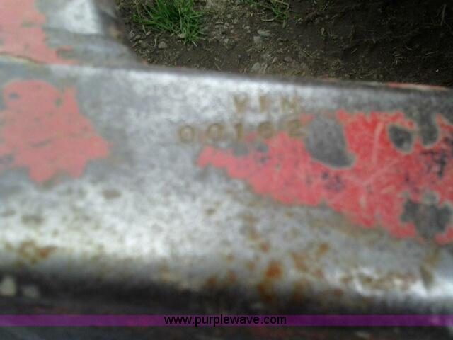 image for item G2965 1997 Tandem axle utility trailer