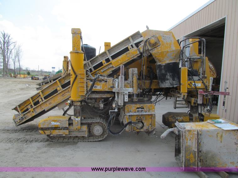 image for item G2971 Gomaco GT3600 curb machine