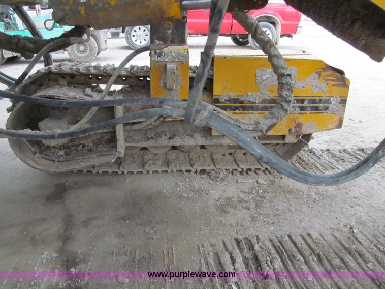 image for item G2971 Gomaco GT3600 curb machine