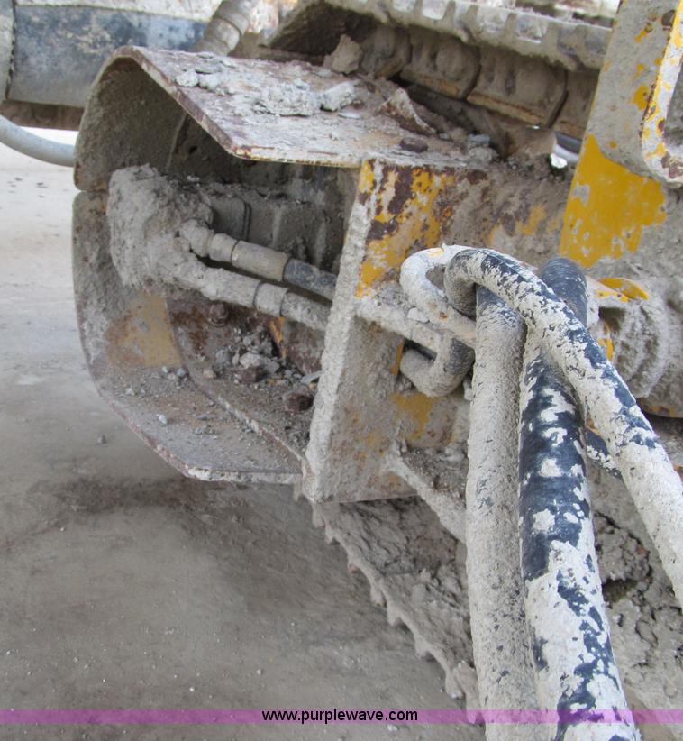 image for item G2971 Gomaco GT3600 curb machine