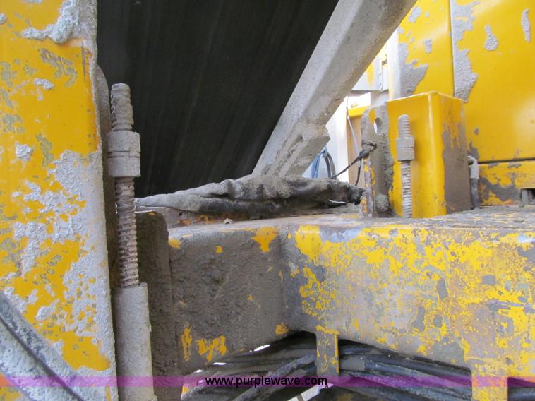 image for item G2971 Gomaco GT3600 curb machine