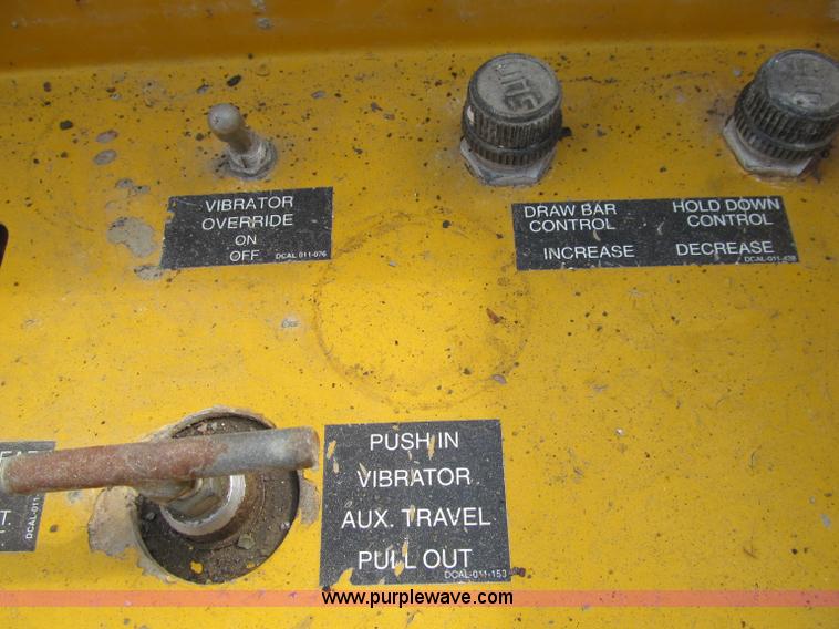 image for item G2971 Gomaco GT3600 curb machine