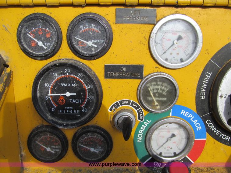 image for item G2971 Gomaco GT3600 curb machine