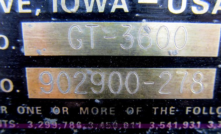 image for item G2971 Gomaco GT3600 curb machine