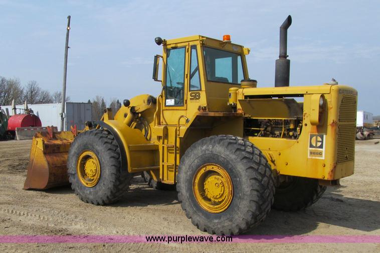image for item G2977 1968 Caterpillar 966C loader