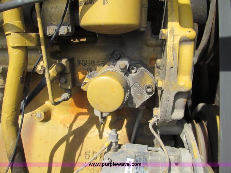 image for item G2977 1968 Caterpillar 966C loader