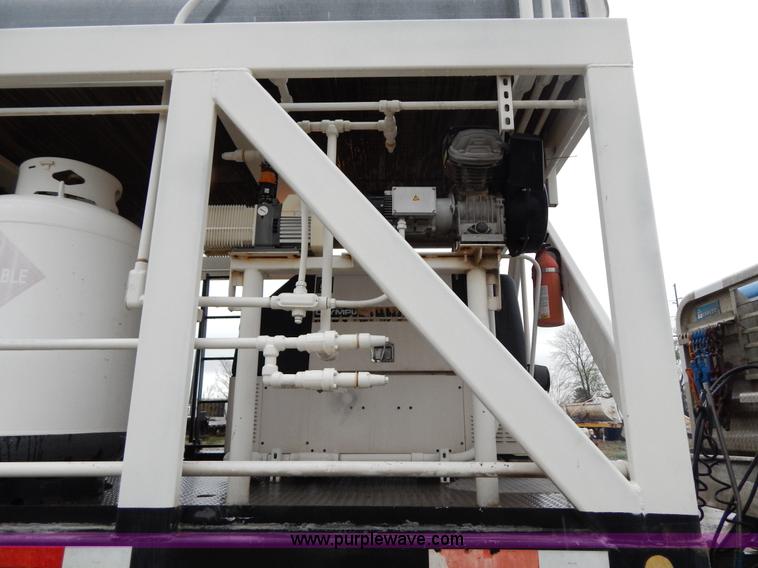 image for item G3081 Portable industrial chilling unit with Caterpillar SR4B generator