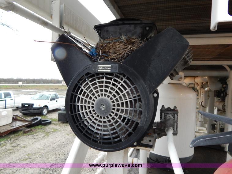 image for item G3081 Portable industrial chilling unit with Caterpillar SR4B generator