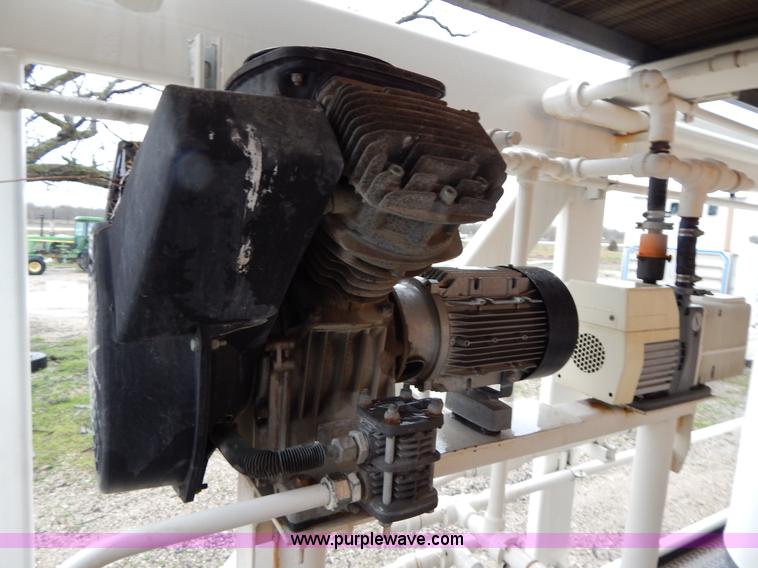 image for item G3081 Portable industrial chilling unit with Caterpillar SR4B generator