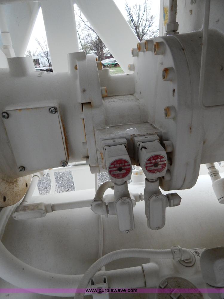 image for item G3081 Portable industrial chilling unit with Caterpillar SR4B generator