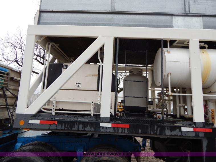 image for item G3081 Portable industrial chilling unit with Caterpillar SR4B generator