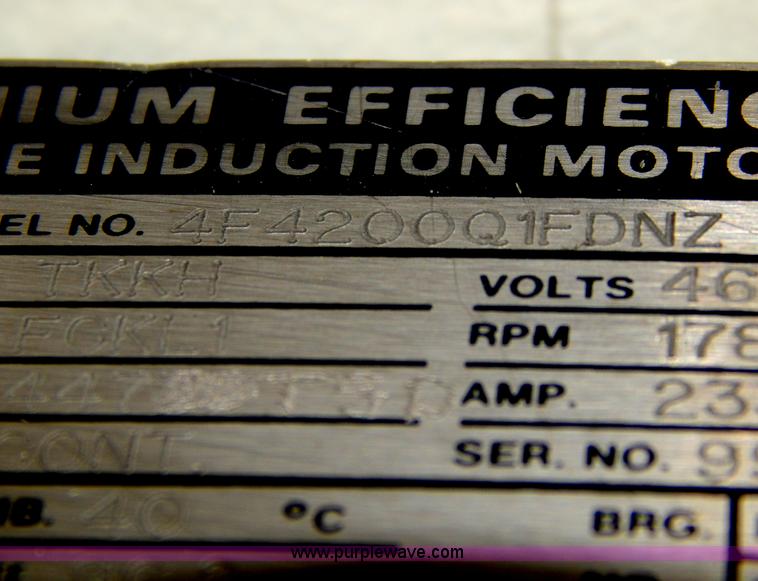 image for item G3081 Portable industrial chilling unit with Caterpillar SR4B generator