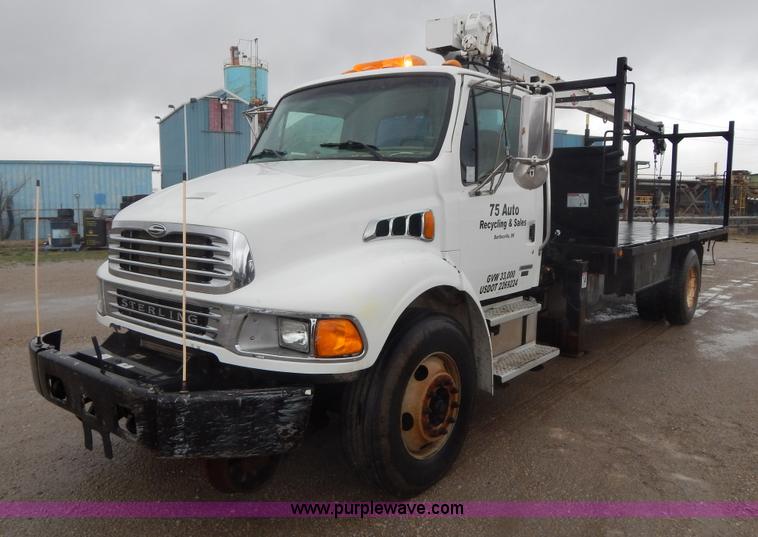 image for item G3082 2004 Sterling Acterra crane truck