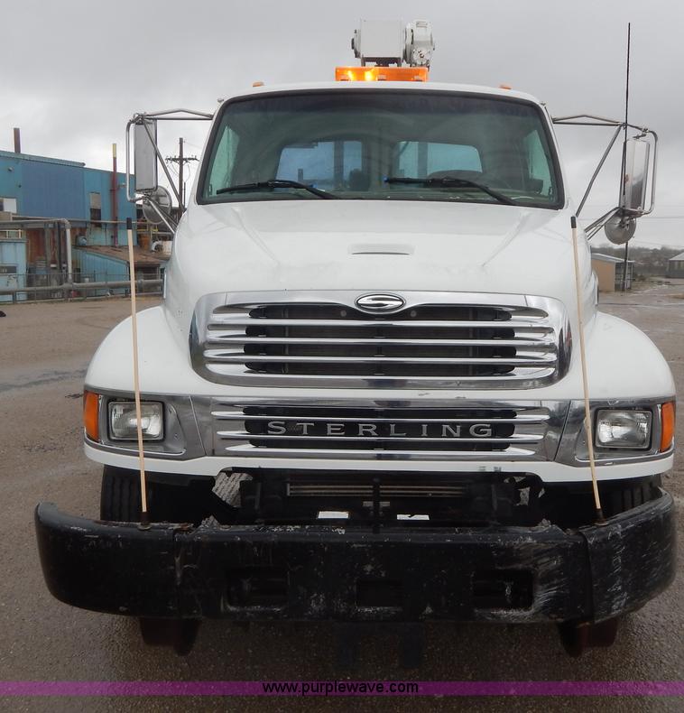 image for item G3082 2004 Sterling Acterra crane truck