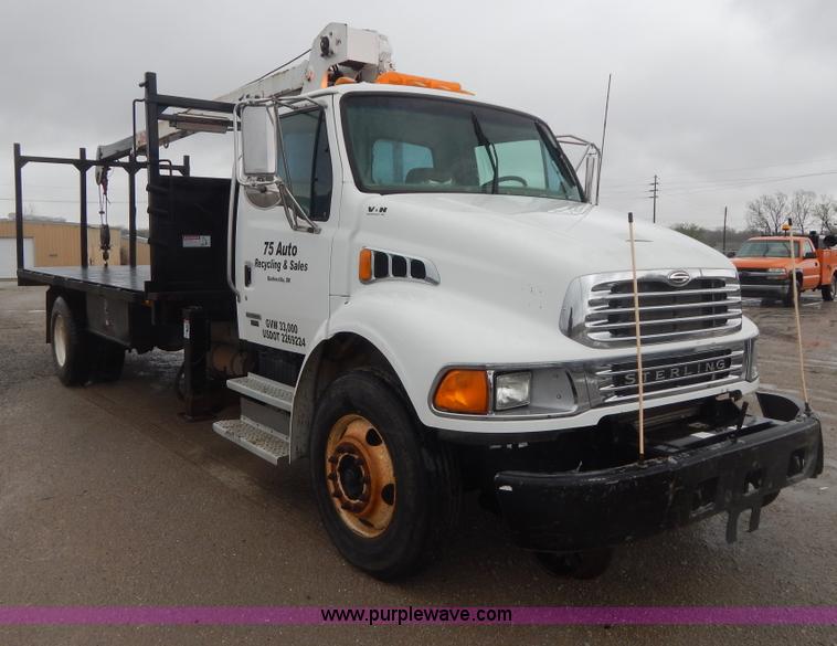 image for item G3082 2004 Sterling Acterra crane truck