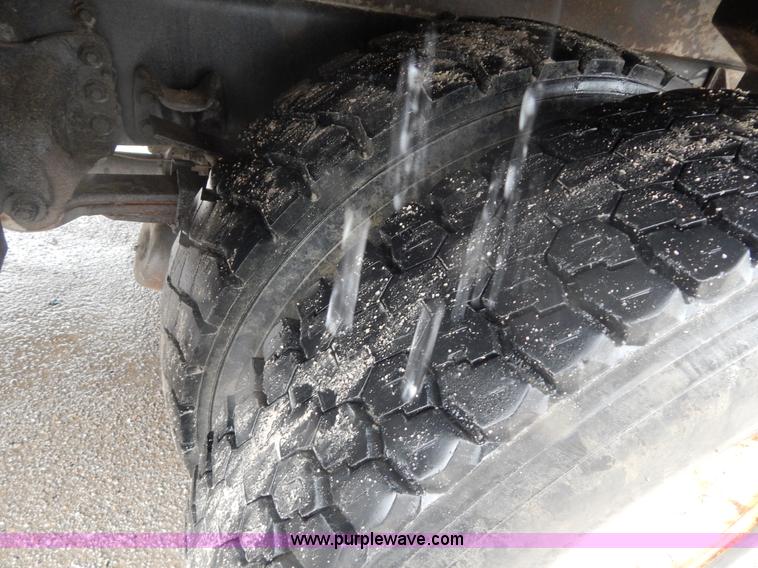 image for item G3082 2004 Sterling Acterra crane truck