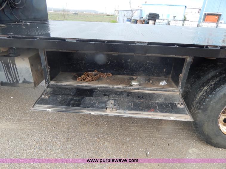 image for item G3082 2004 Sterling Acterra crane truck