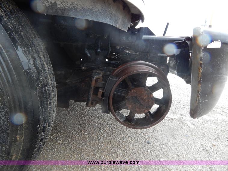 image for item G3082 2004 Sterling Acterra crane truck