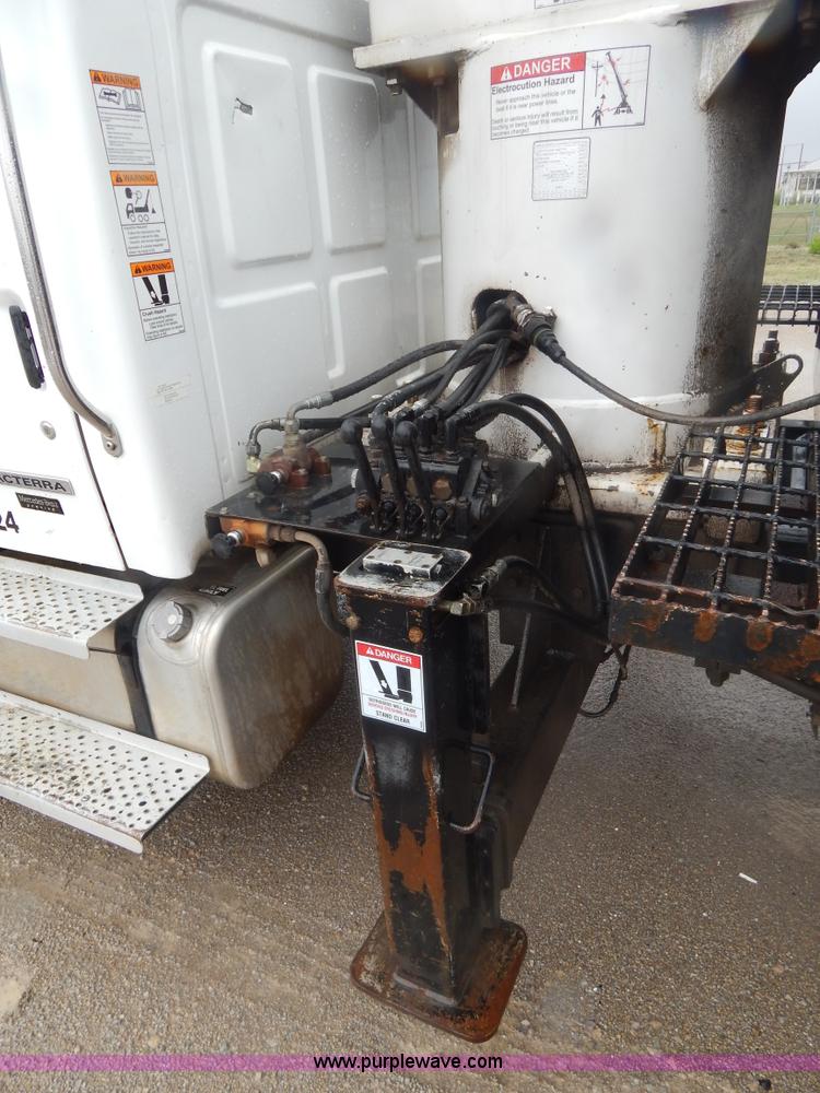 image for item G3082 2004 Sterling Acterra crane truck