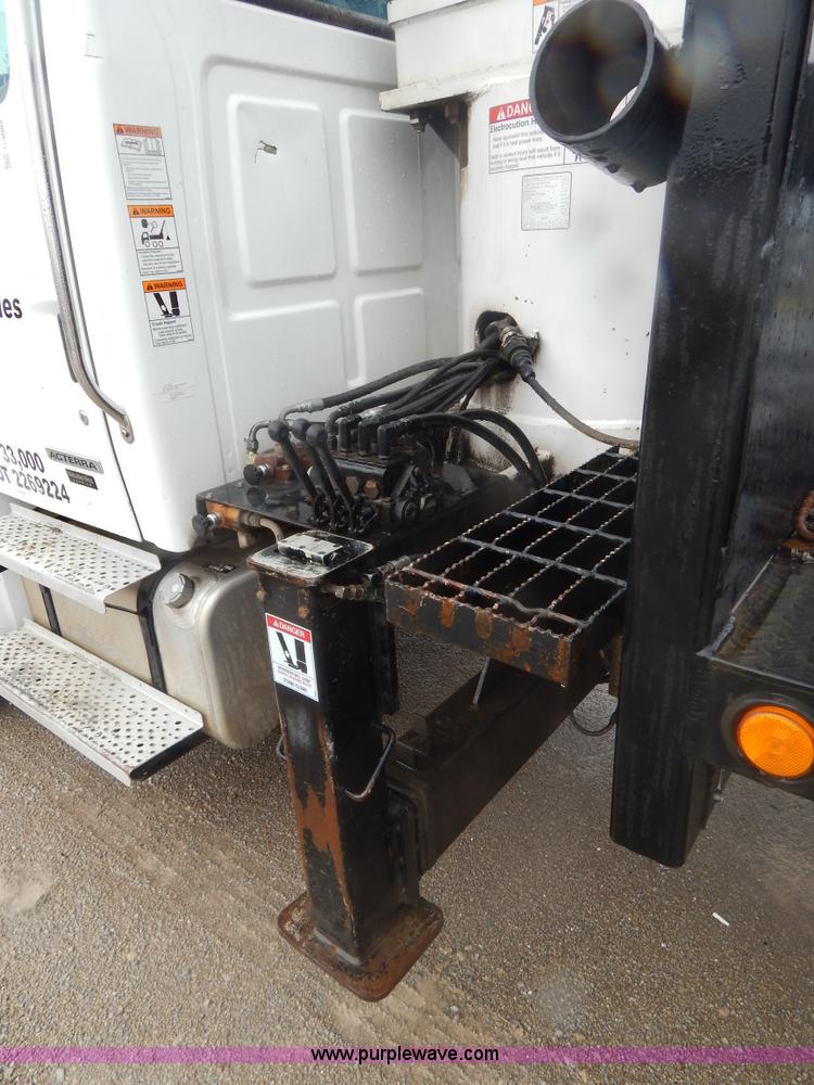 image for item G3082 2004 Sterling Acterra crane truck